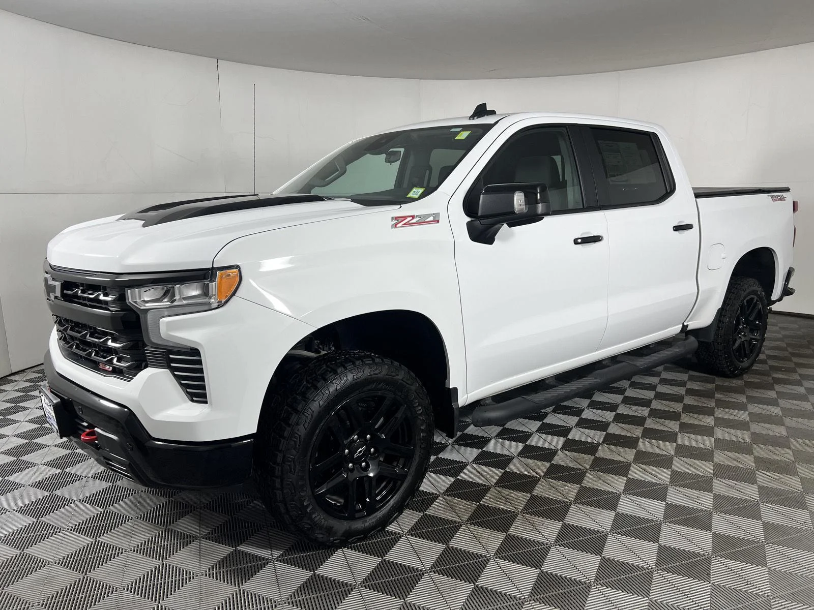 Used 2026 Summit White Chevrolet LT Trail Boss image 11