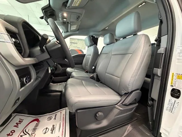 New 2027 Oxford White Ford F-250® XL image 27
