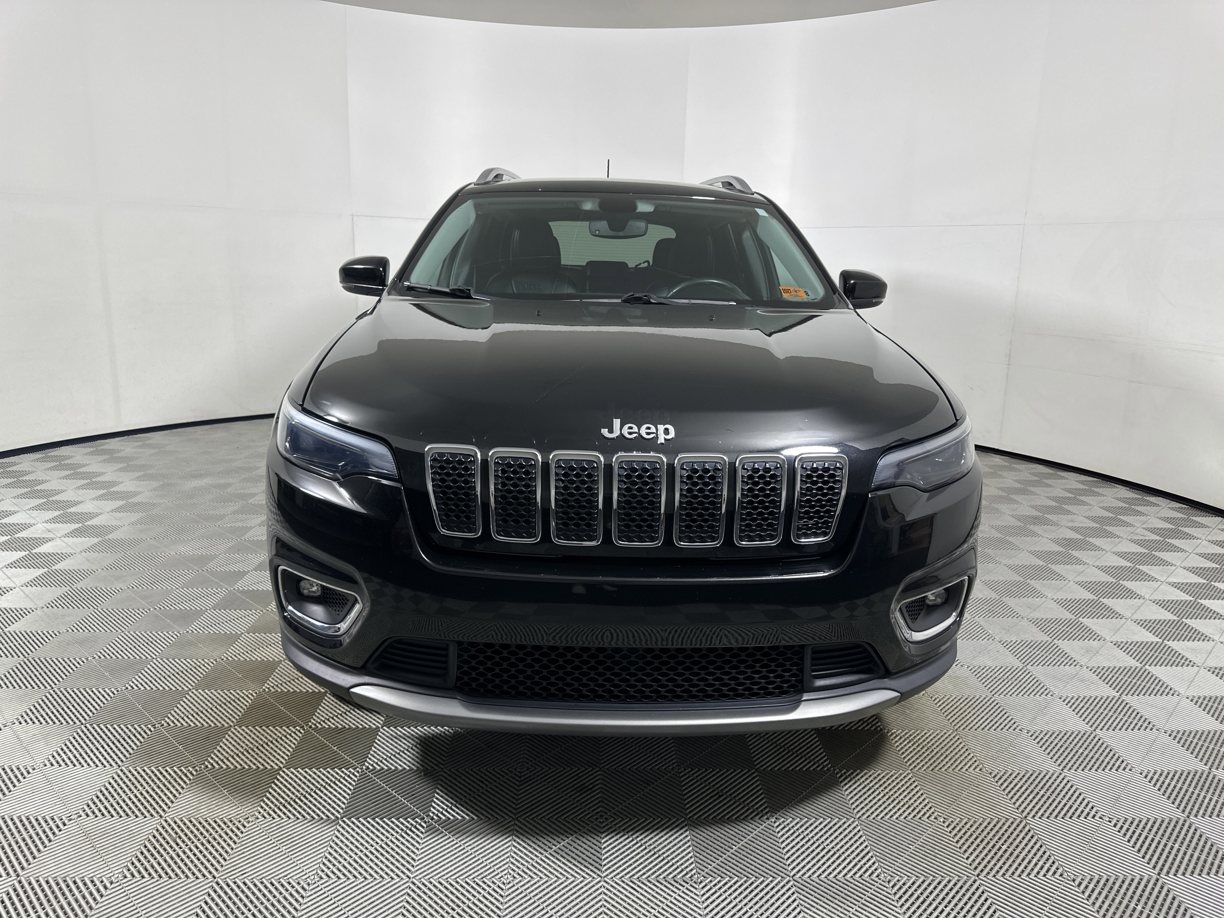 Certified 2019 Jeep Cherokee Limited with VIN 1C4PJMDN8KD229479 for sale in Parkersburg, WV