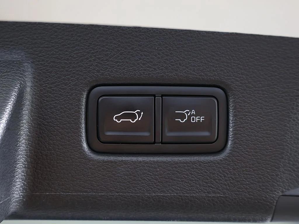 Used 2024 White Kia SX-Prestige X-Line image 59