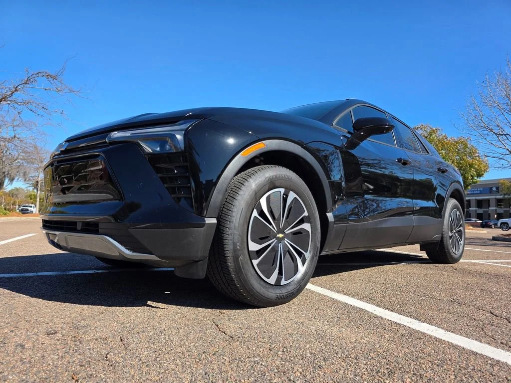 2025 Chevrolet Blazer EV LT - Photo 8