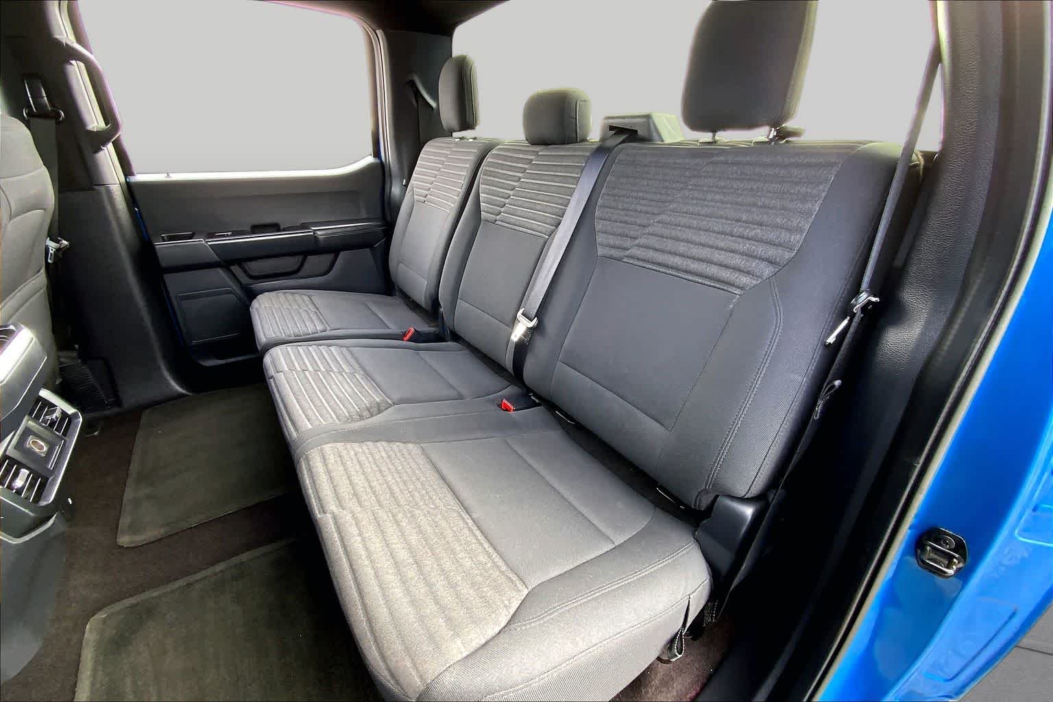 Used 2021 Velocity Blue Ford XL image 20