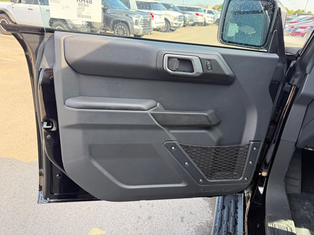 New 2026 Shadow Black Ford Outer Banks® image 6