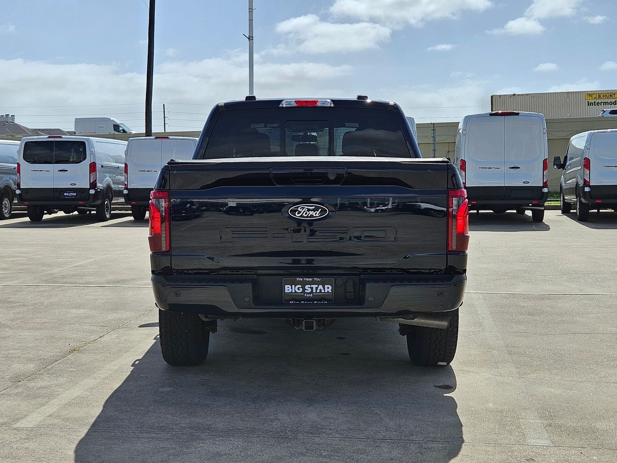 Used 2025 Blue Ford XLT image 4