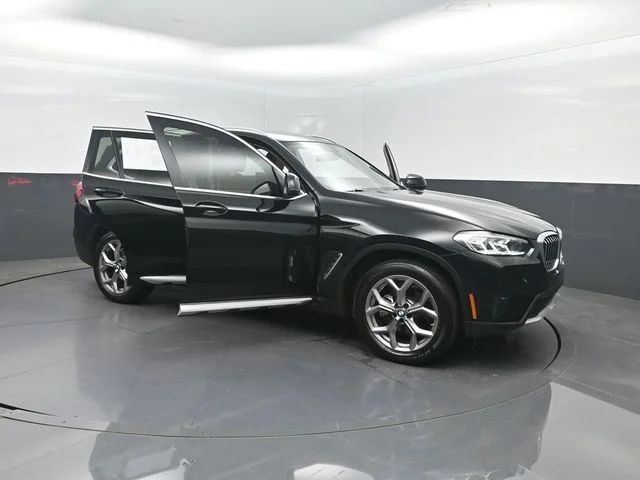 Used 2023 Black BMW xDrive30i image 34