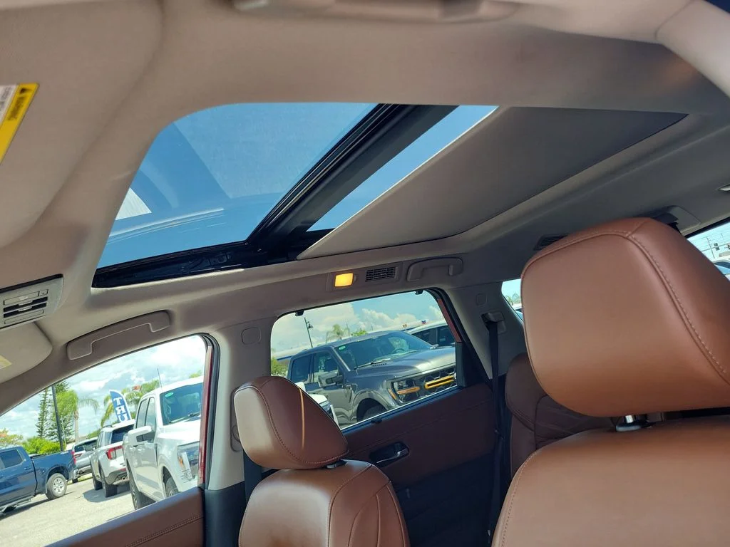 Certified Used 2022 Red Nissan Platinum image 26