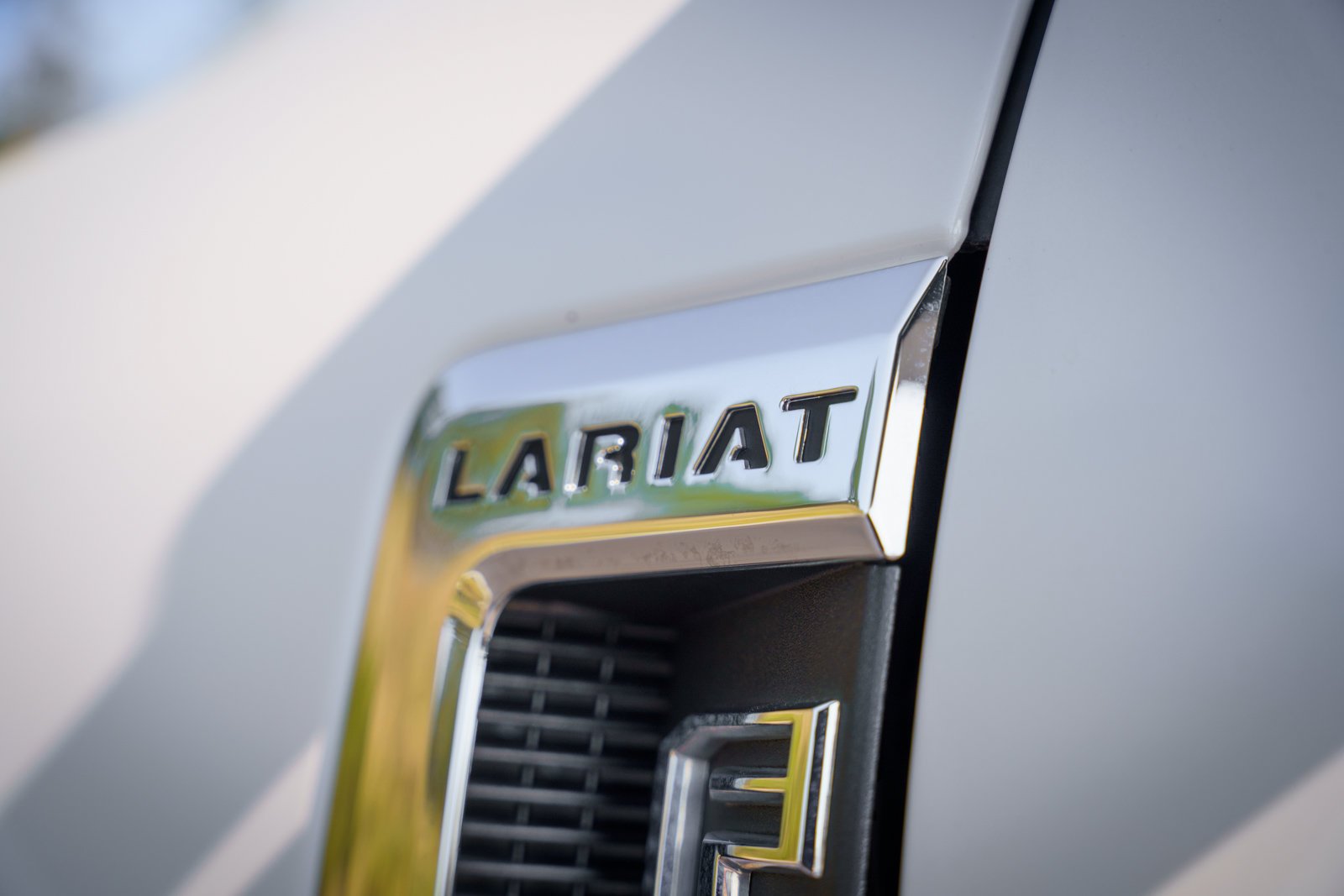 Certified Used 2019 White Ford Lariat image 30