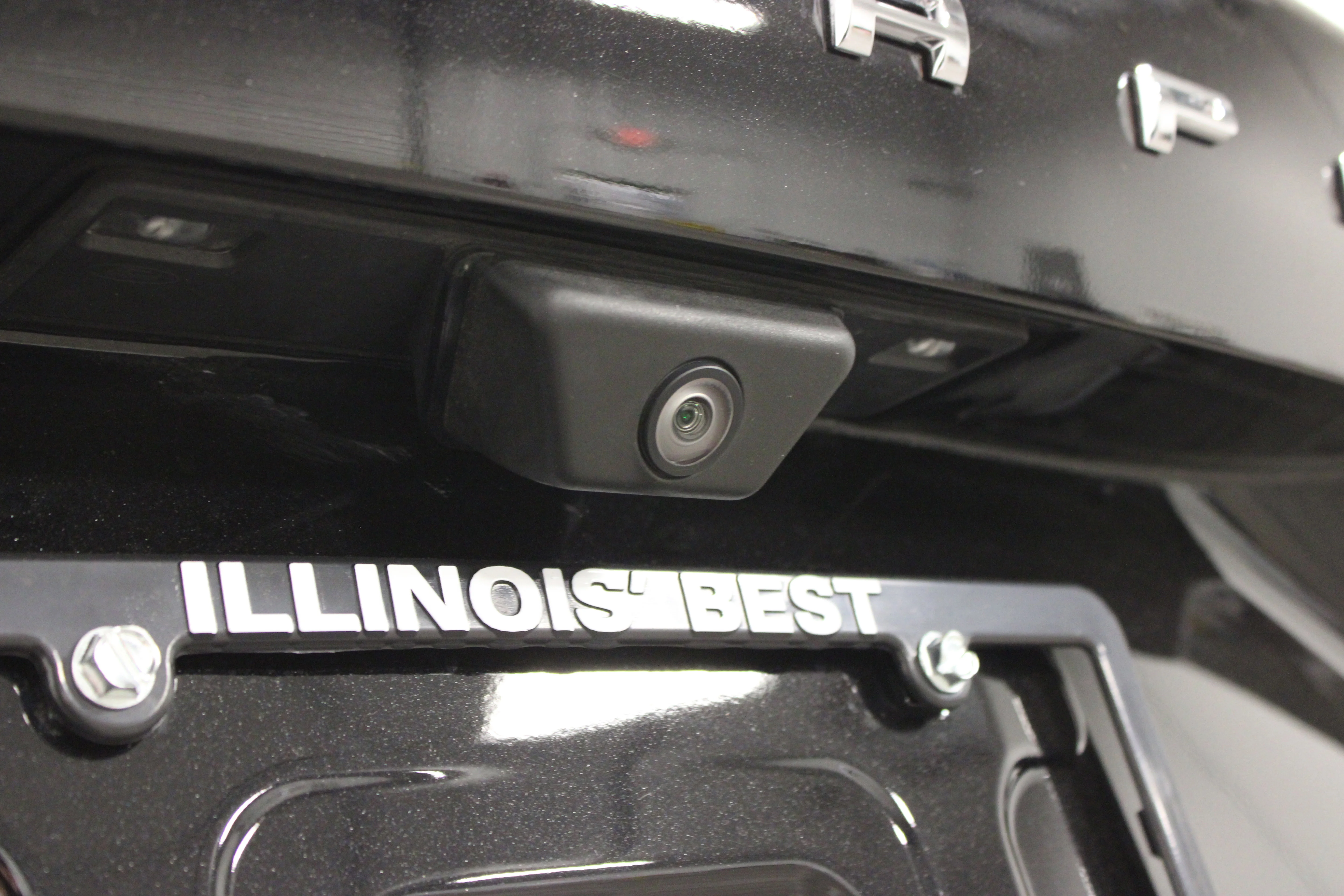 Used 2021 Agate Black Metallic Ford SE image 11