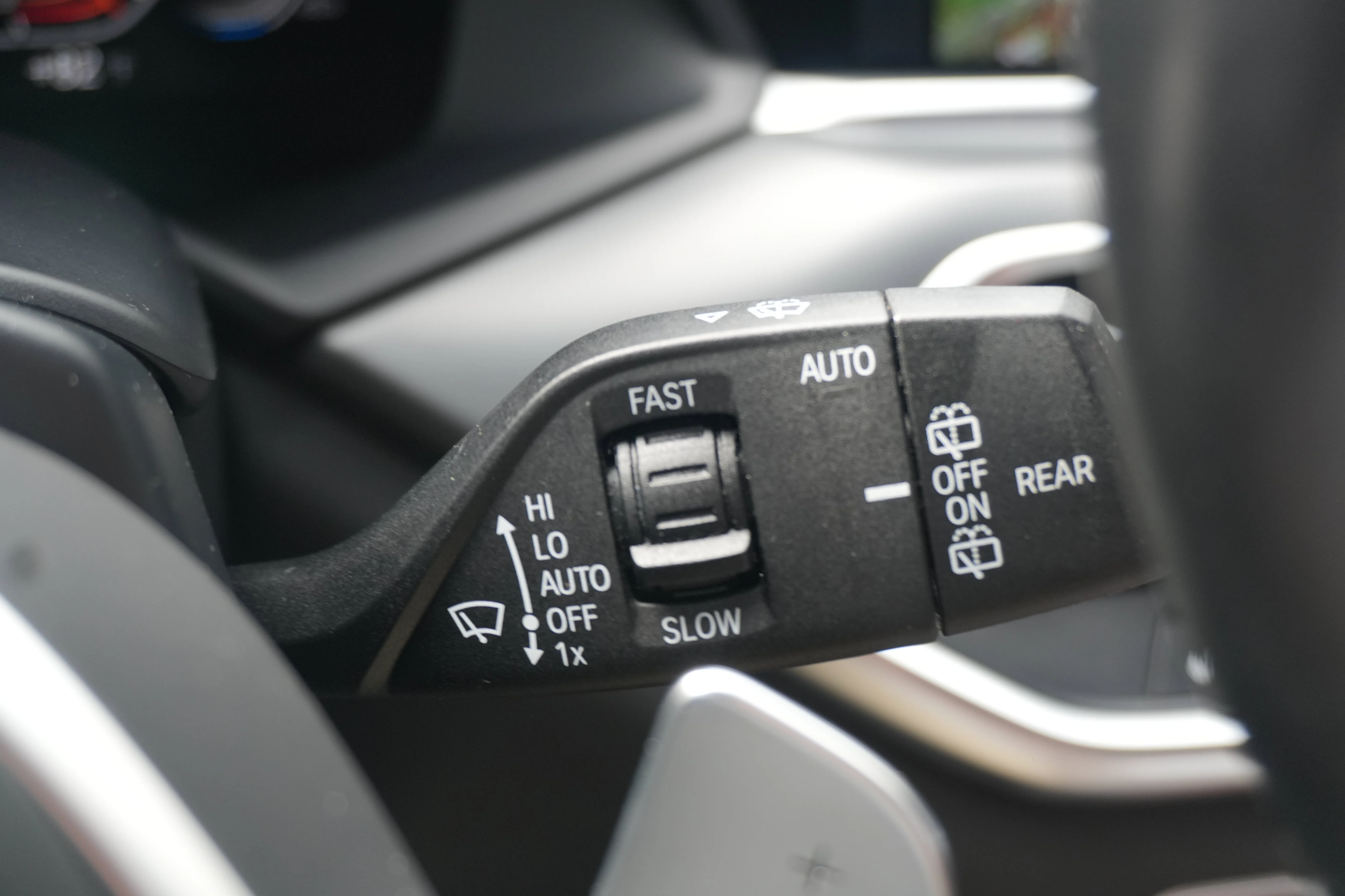 Used 2019 Tanzanite Blue II Metallic BMW xDrive40i image 37
