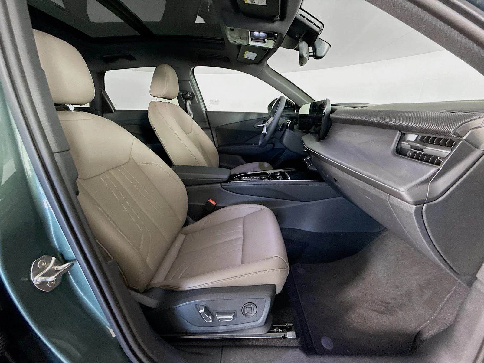 New 2026 Green Audi S line image 31