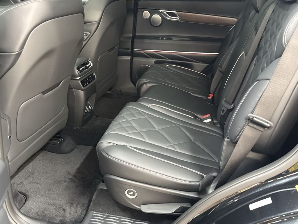 New 2026 Black Genesis 3.5T Prestige image 14