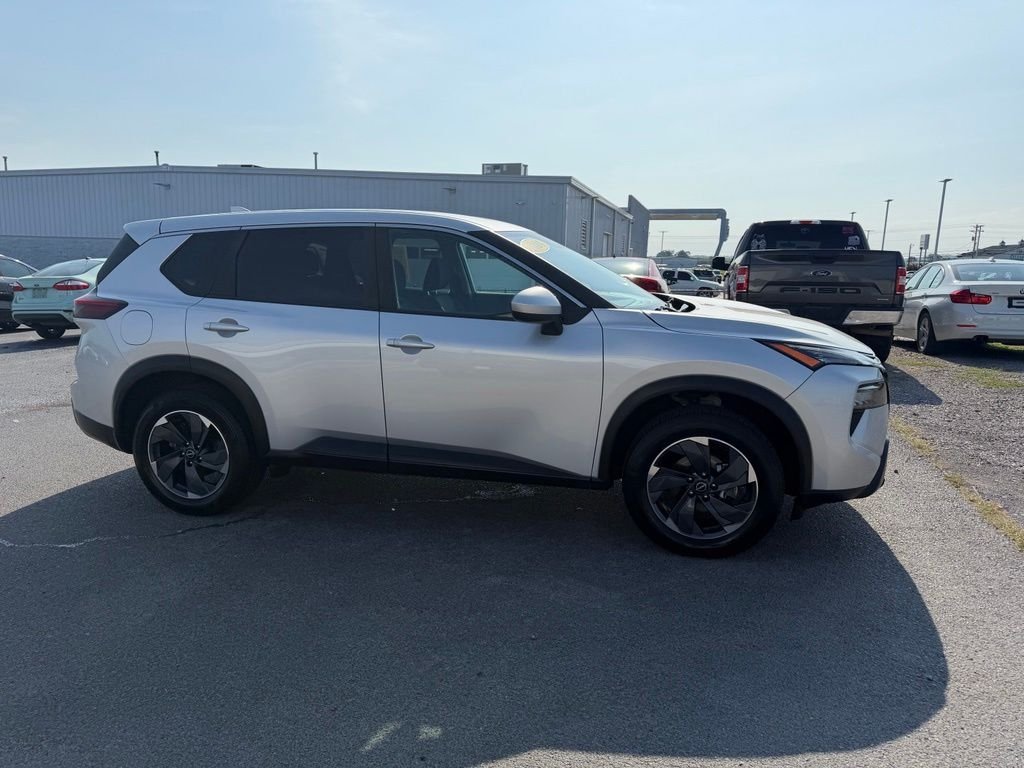 Used 2024 Silver Nissan SV image 2