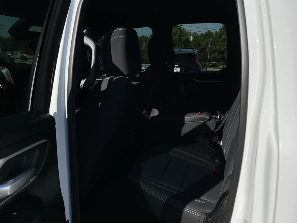 Used 2022 Bright White Clearcoat Ram Big Horn image 18