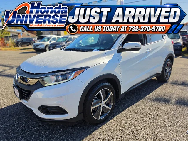 Certified Used 2022 Platinum White Pearl Honda AWD EX image 1