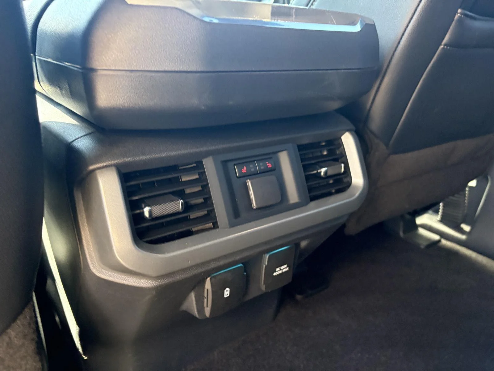 Used 2022 Agate Black Ford LARIAT image 19