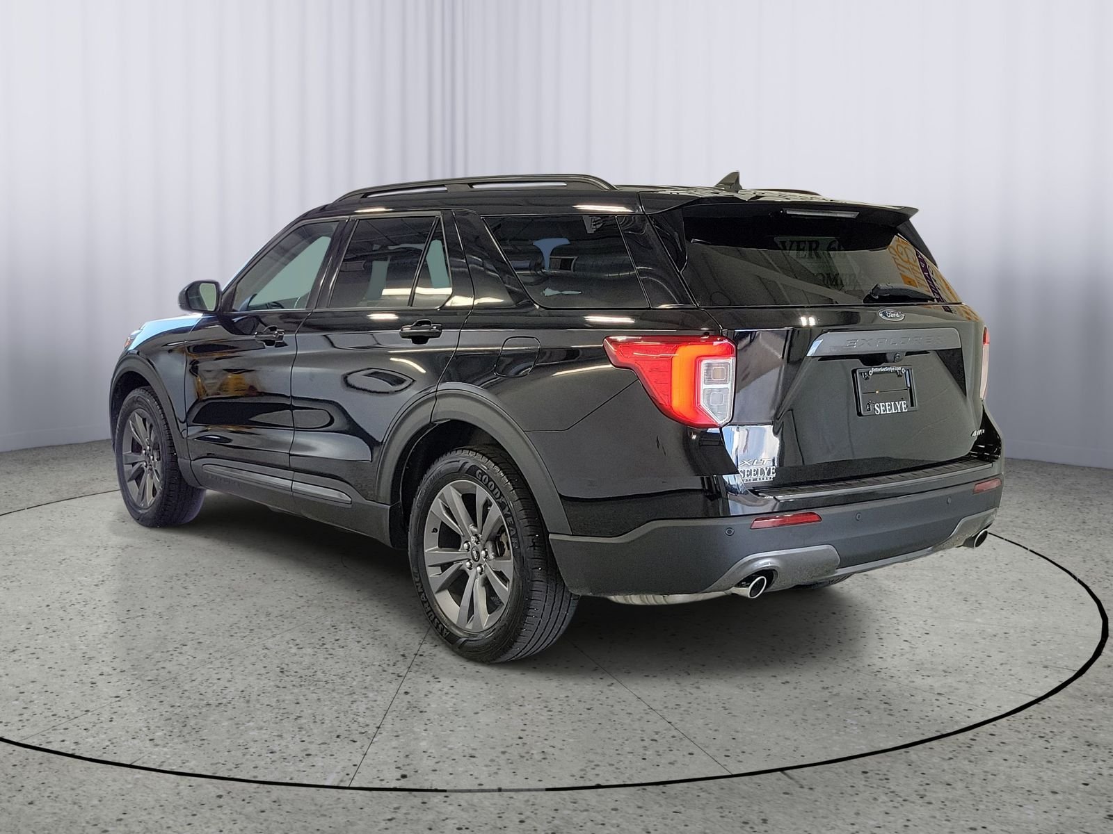 Certified Used 2021 Black Ford XLT image 3