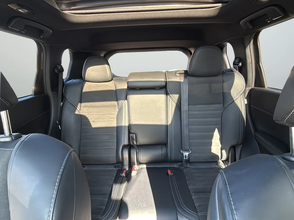 Used 2024  Mitsubishi SE Black Edition image 29