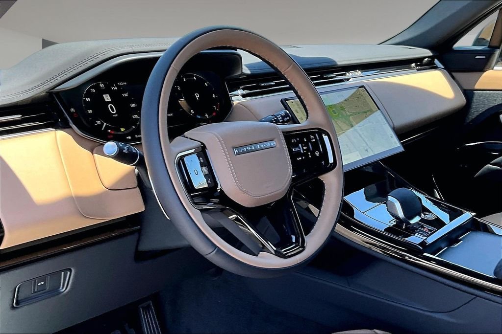 New 2026 VARESINE BLUE Land Rover Dynamic SE image 7