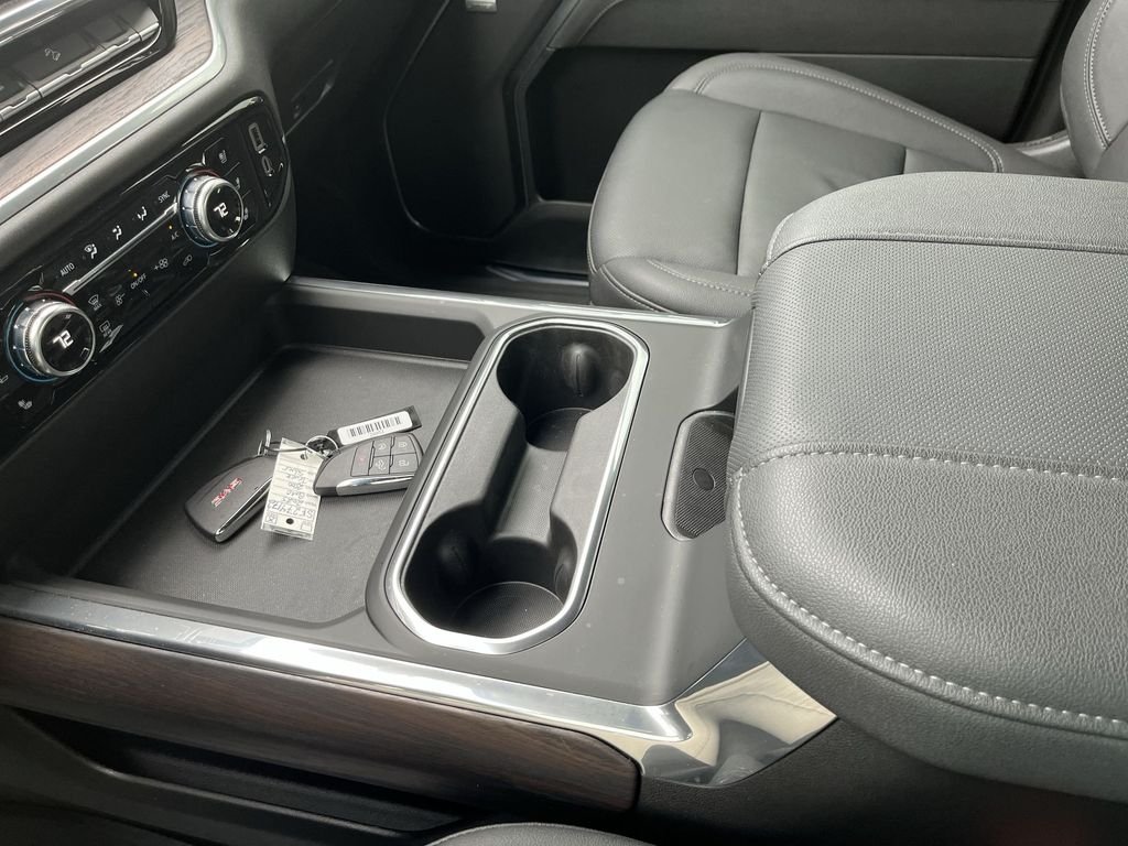 Used 2025 Silver GMC SLT image 20