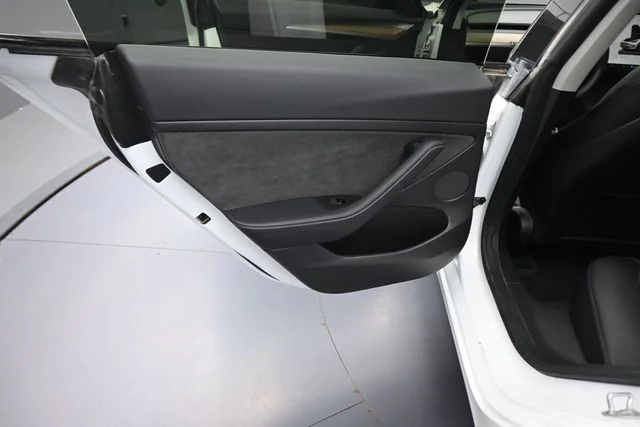 Used 2022  Tesla Long Range image 66