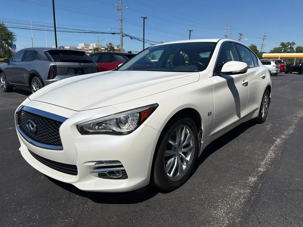 Used 2016 INFINITI Q50 Premium with VIN JN1EV7AR2GM345078 for sale in Beachwood, OH