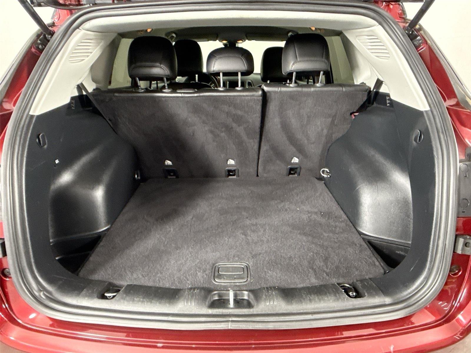 Used 2021 Velvet Red Pearlcoat Jeep Trailhawk image 37