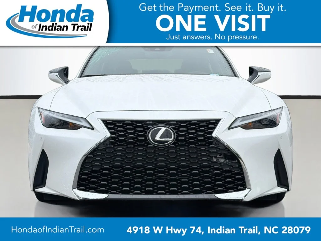 Used 2024 White Pearl Lexus 300 image 2