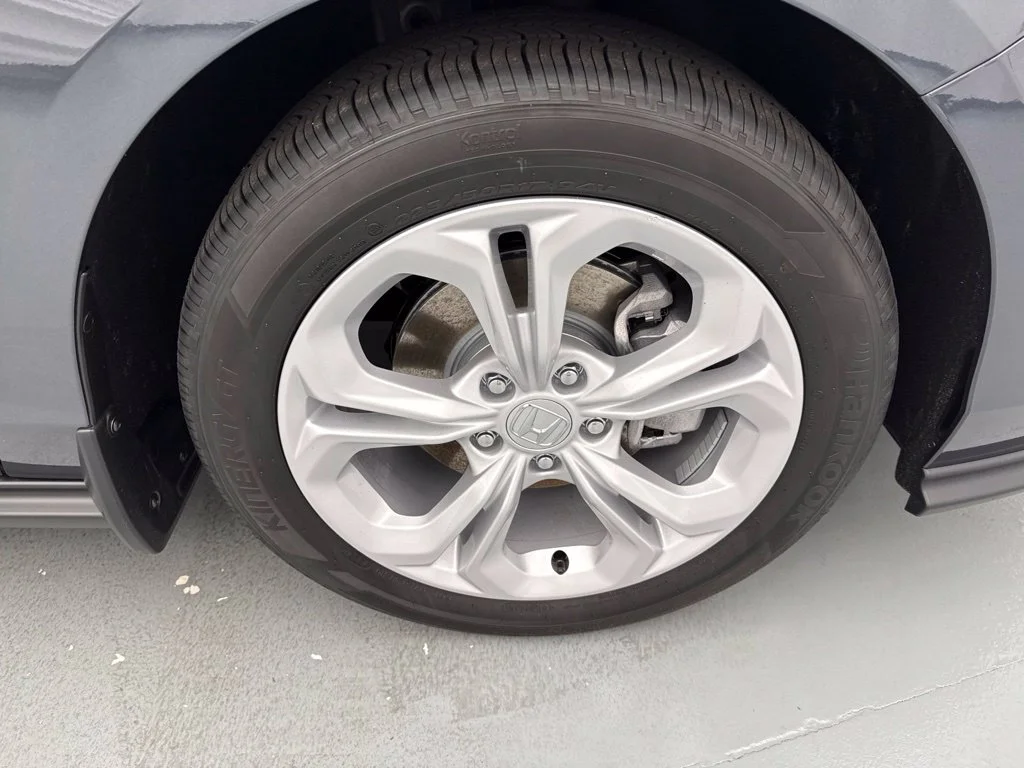 New 2026 Meteorite Gray Metallic Honda LX image 13