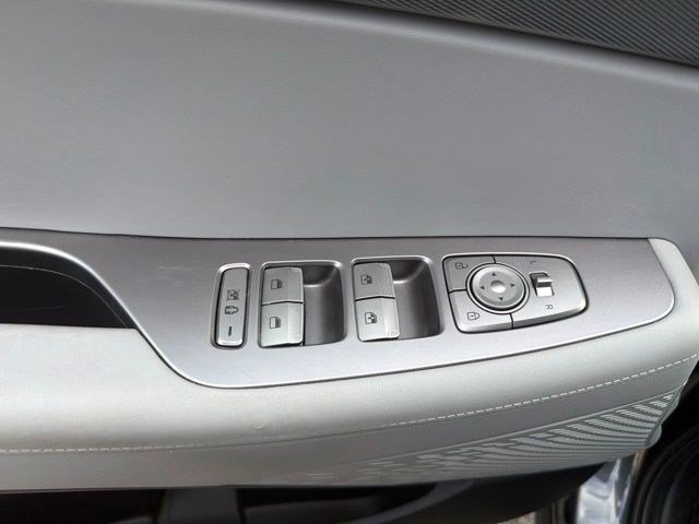Used 2022 Steel Graphite Hyundai SEL image 12