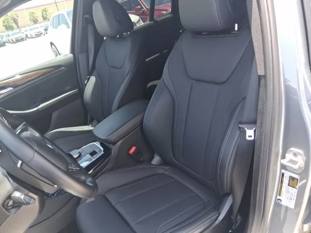 Used 2024 Gray BMW sDrive30i image 14