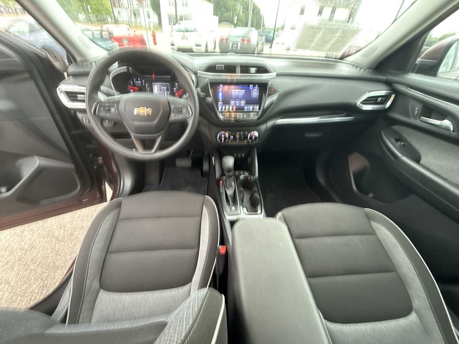Photo 19
