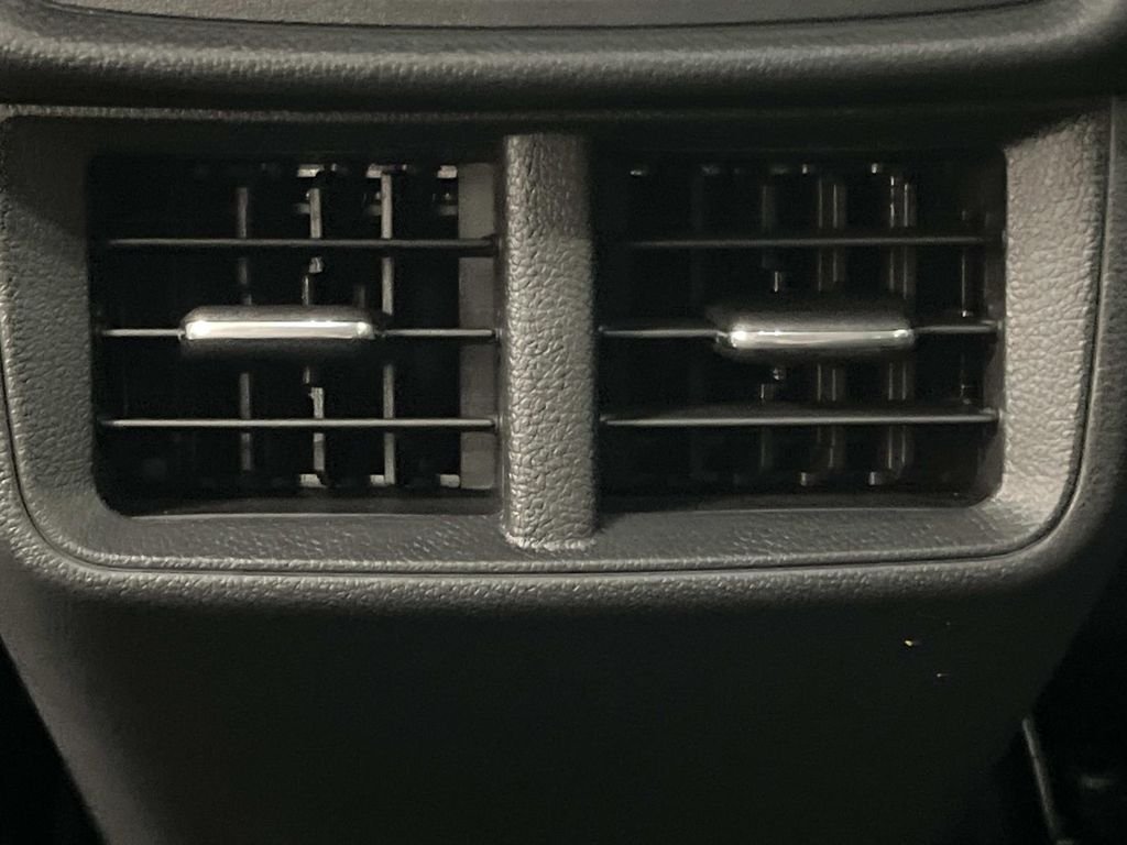 2027 Chevrolet Equinox LT - Photo 15