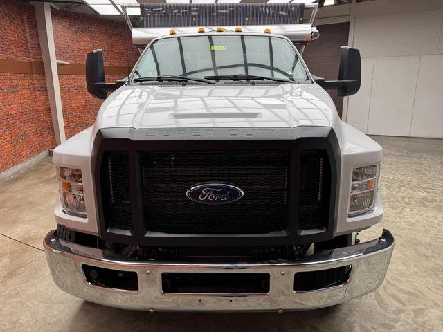 New 2026 White Ford Base image 7