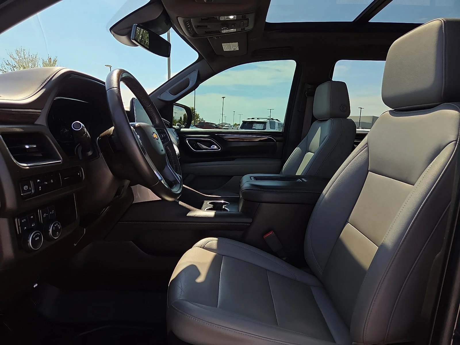 Used 2023 Dark Ash Metallic Chevrolet LT image 17