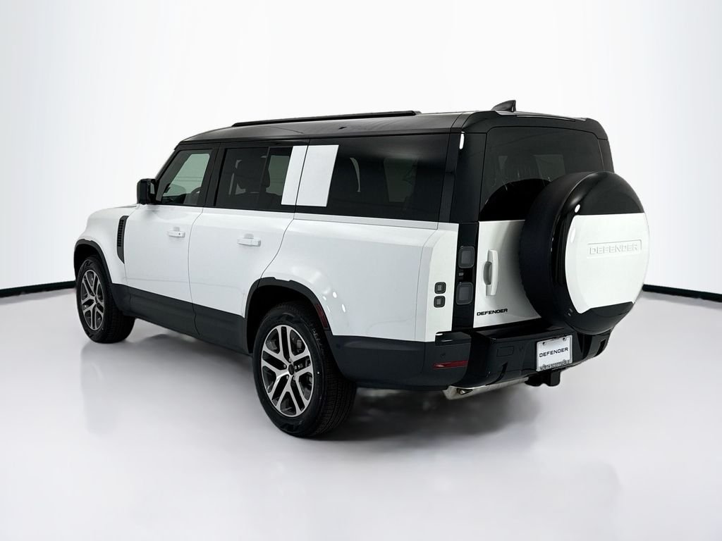 Used 2026 Fuji White Land Rover S image 7
