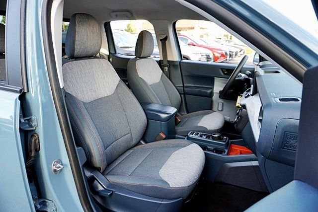 Used 2023 Blue Ford XLT image 12