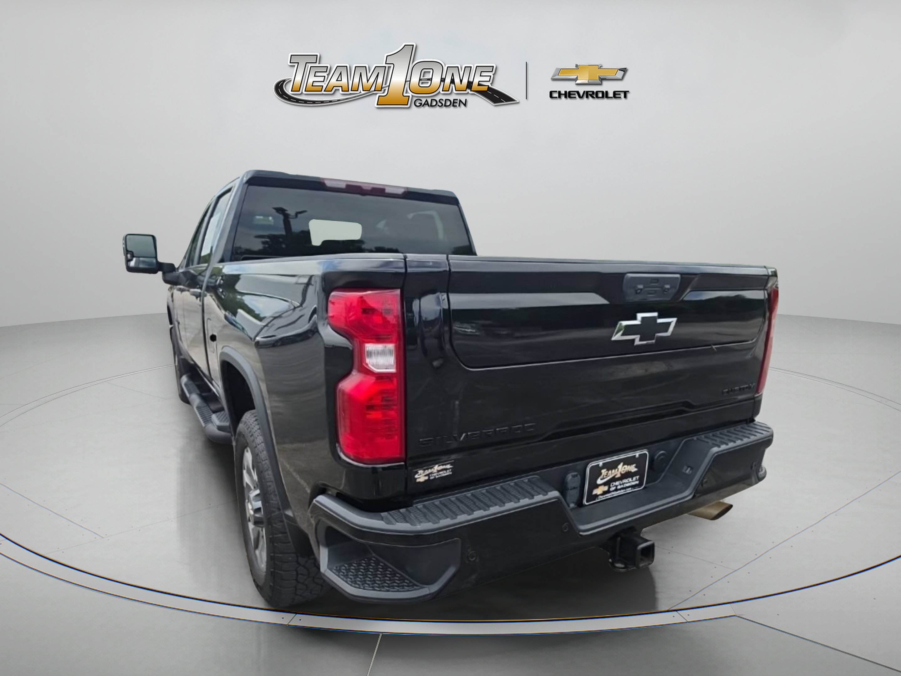 Used 2024 Black Chevrolet Custom image 5