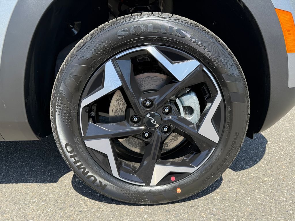 New 2026 Steel Gray Kia S image 9