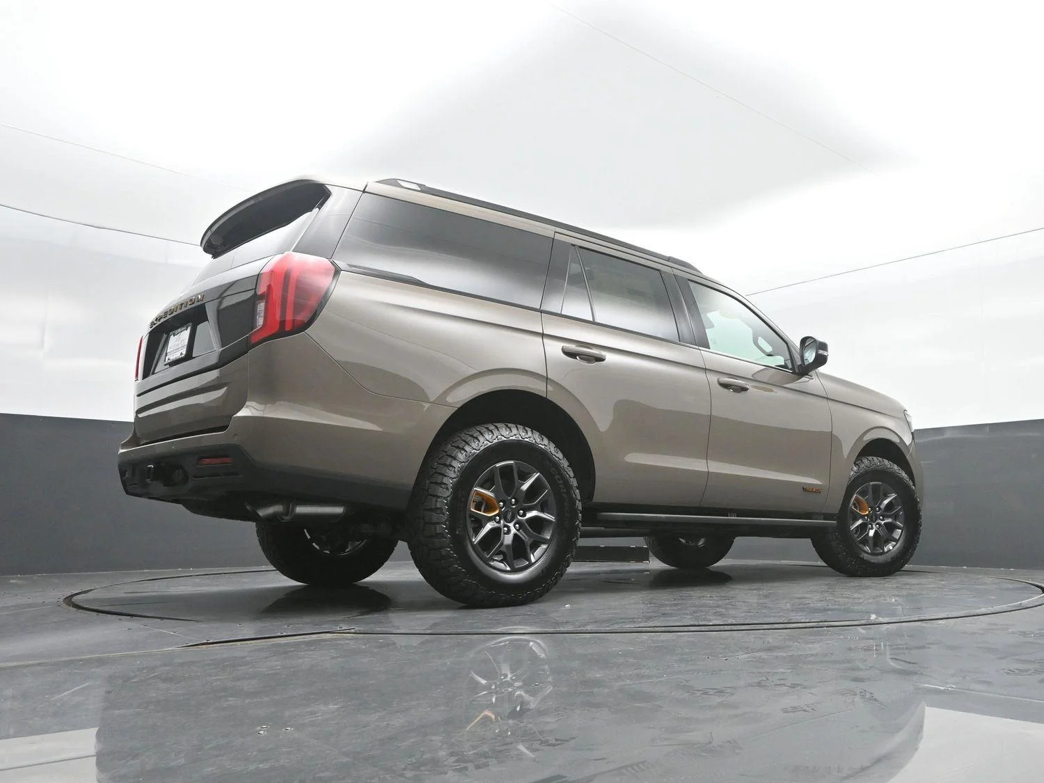 New 2027 Marsh Gray Ford Tremor® image 37