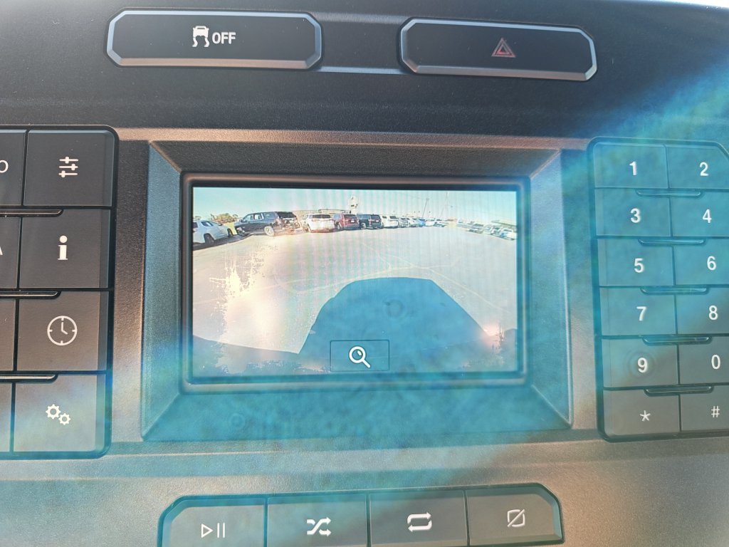 Used 2020 White Ford XL image 21