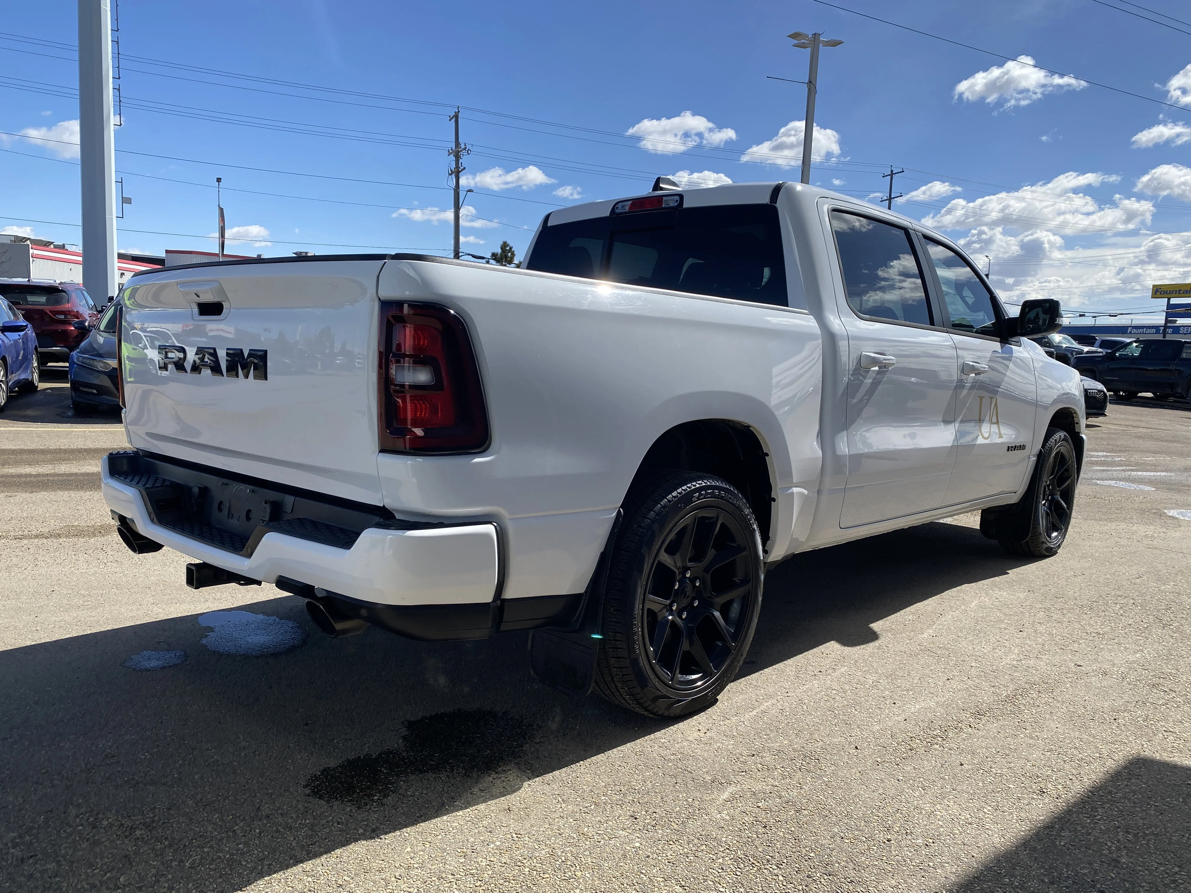 Certified Used 2025 White Ram Sport * PANORAMIC SUNROOF * FULL LEATHER * 360 CAMERA * image 6