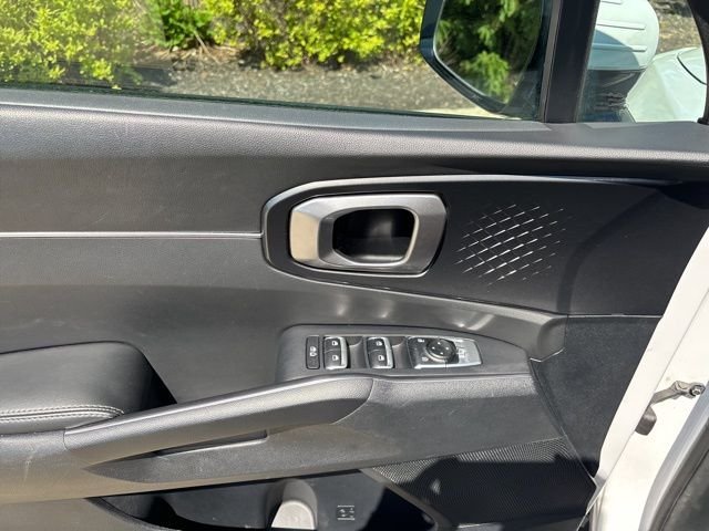 Used 2023 White Kia LX image 15