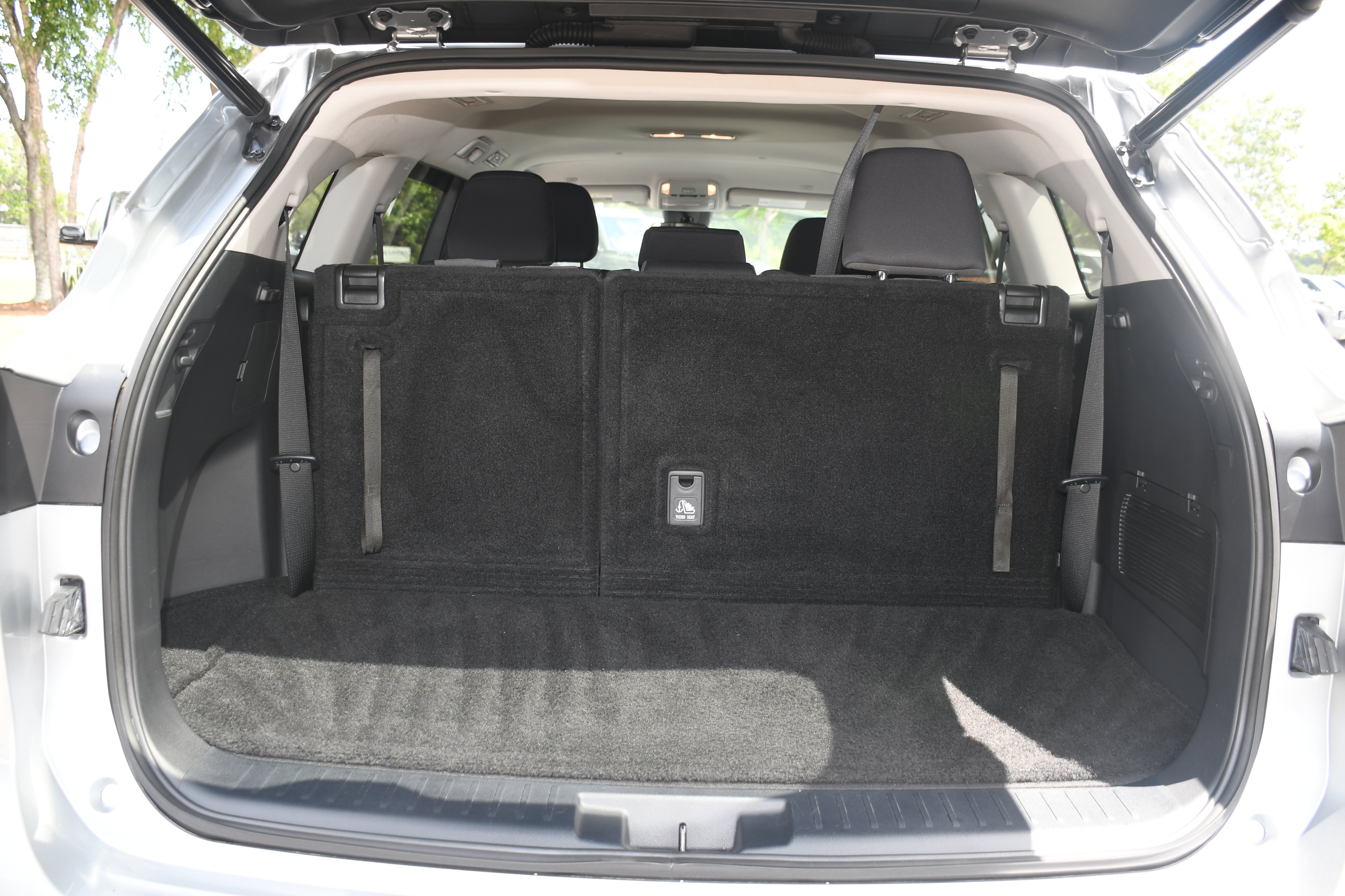 Used 2023 Silver Toyota LE image 15