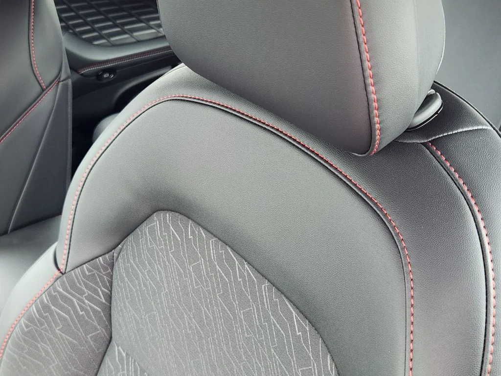 New 2026 Diamond Black Crystal Pearlcoat Dodge Scat Pack image 11