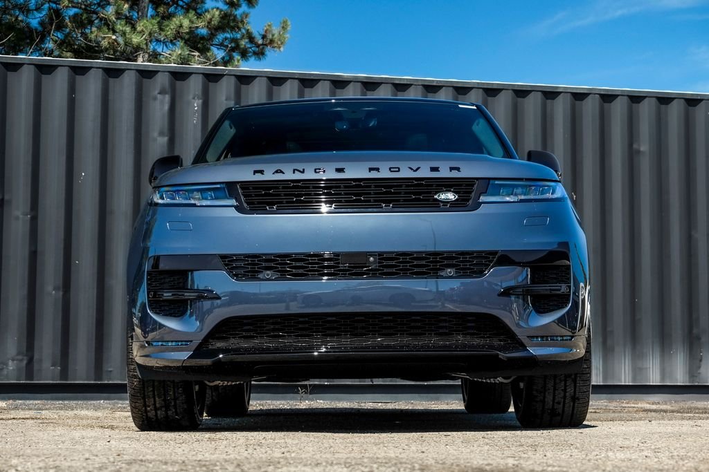 New 2026 Varesine Blue Land Rover Dynamic SE image 5