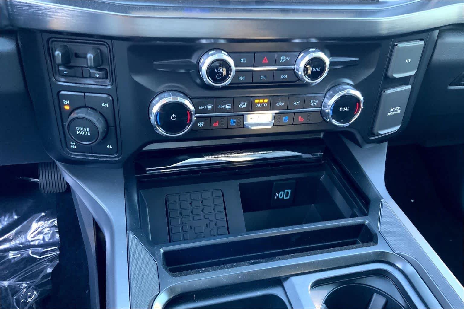 New 2026 Argon Blue Metallic Ford F-250® Lariat® image 15