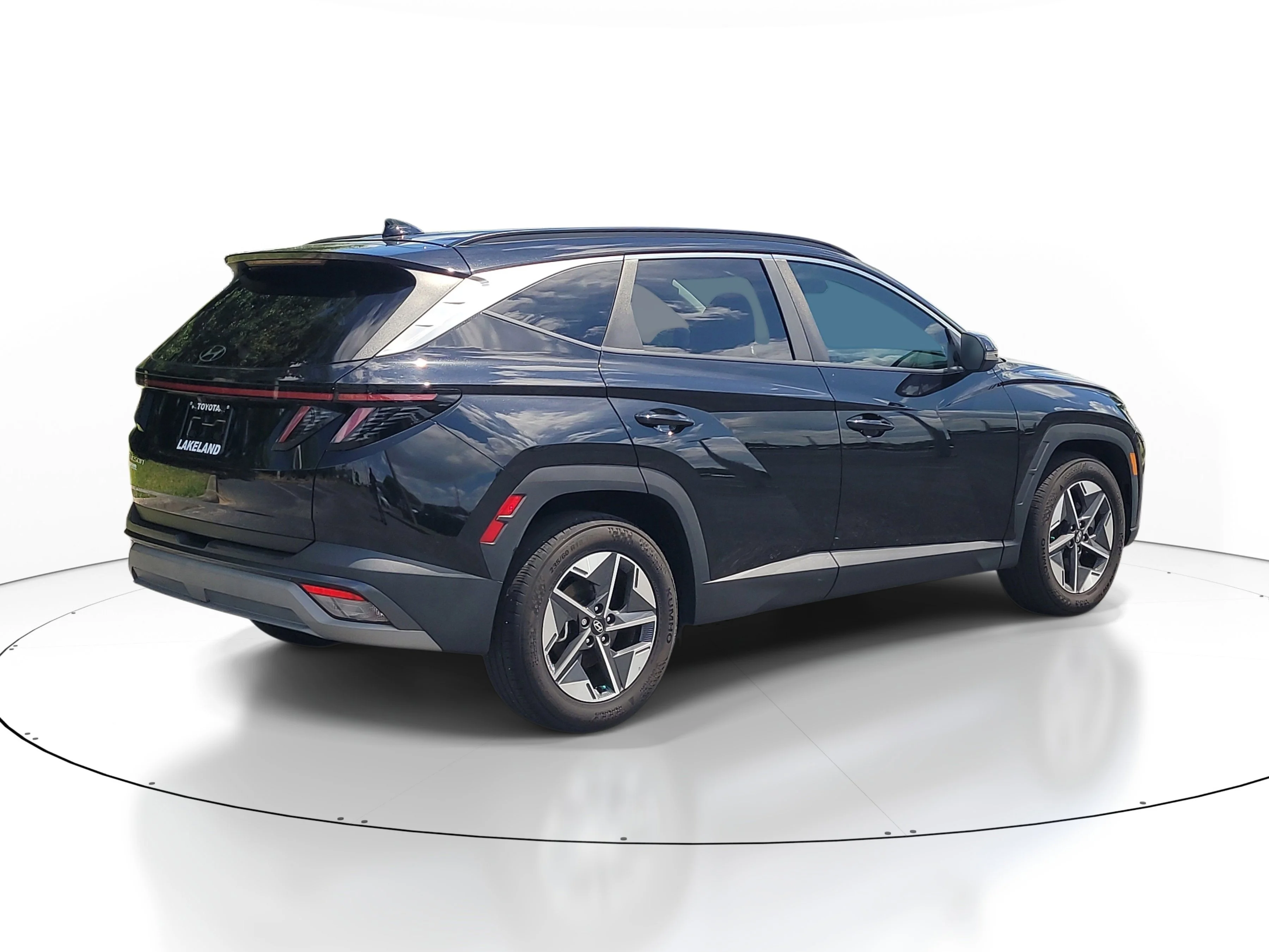 Used 2025 Phantom Black Hyundai SEL Convenience image 6