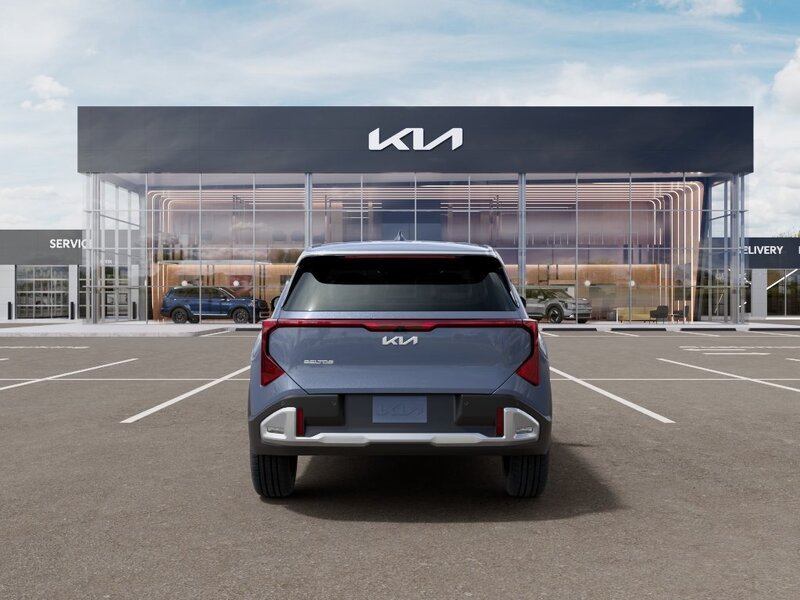 New 2027 Pale Gray Kia S image 5