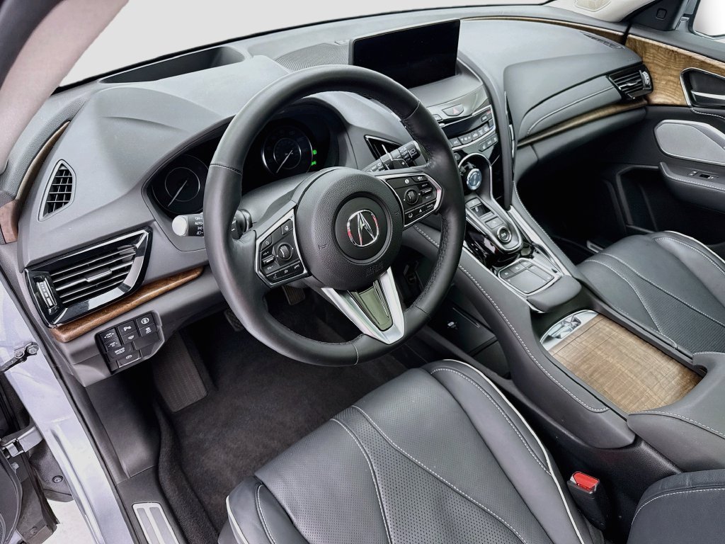 Used 2024 Silver Acura Advance Package image 9