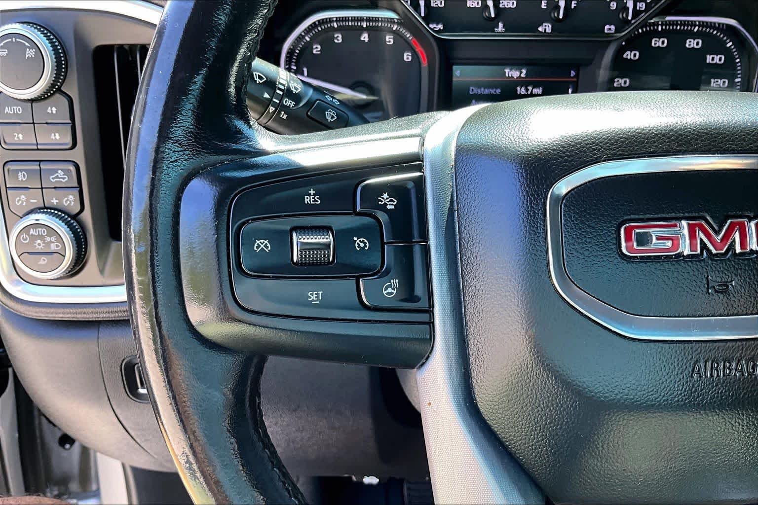 Used 2019 Quicksilver Metallic GMC SLT image 22